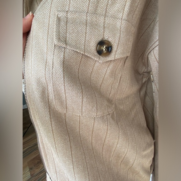 NWT Hem & Thread Chevron Pin Stripe Zip Up Short Jacket Top Multiple Pockets - Picture 8 of 14
